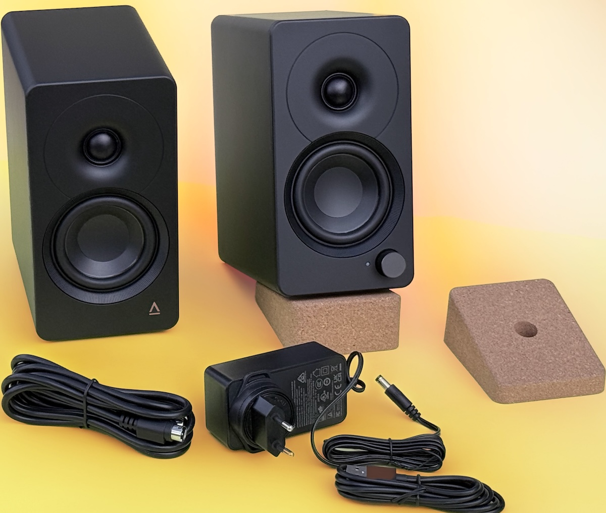 Creative XF1 Review