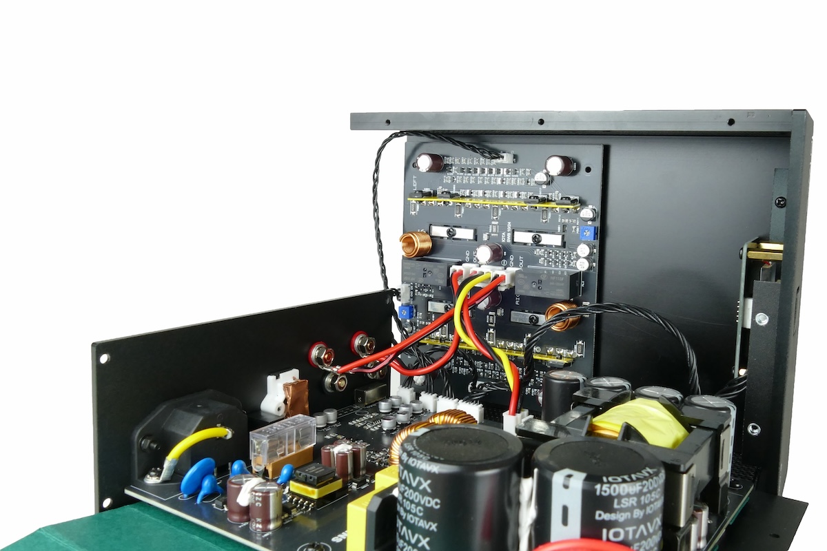 Inside the IOTAVX B:ound