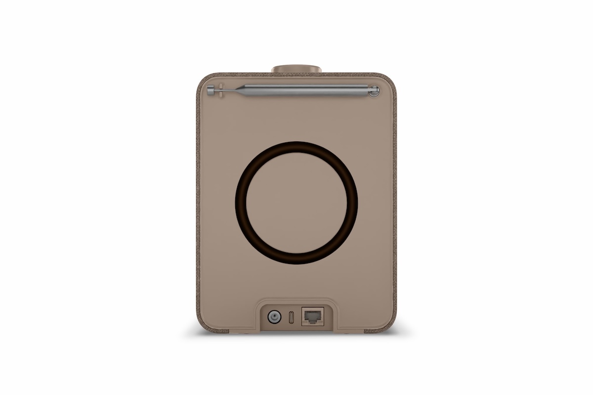The compact sonoro ATRON will be released in the fourth quarter for 399 euros.
