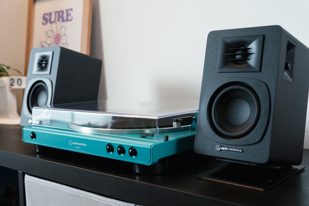 Audio-Technica AT-LP60XBT: New Teal Version for 199 euros Audio-Technica AT-LP60XBT Teal-