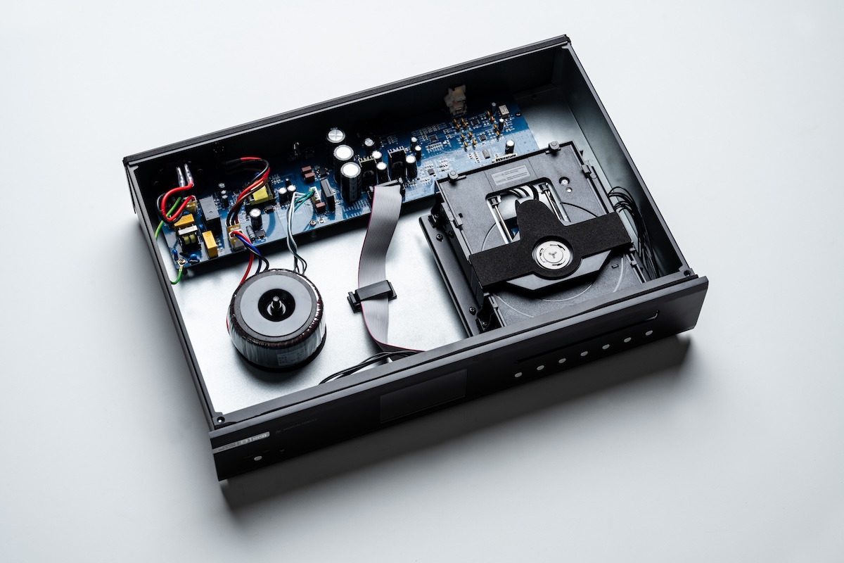 Interior view of the Musical Fidelity B1xcd